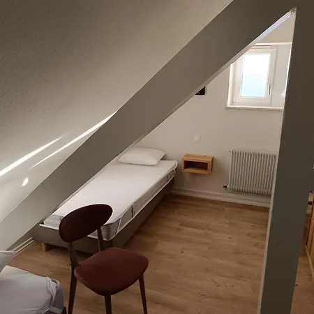 Grande Maison, Jusqu’à 14 Personnes, Calme Entre Forêt Et Montagne - Fr-1-744-47 Casa de Férias