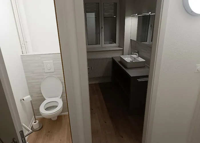 Grande Maison, Jusqu'a 14 Personnes, Calme Entre Foret Et Montagne - Fr-1-744-47