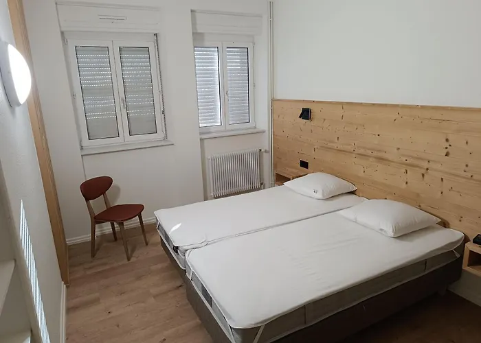 Grande Maison, Jusqu'a 14 Personnes, Calme Entre Foret Et Montagne - Fr-1-744-47 Дом отдыха